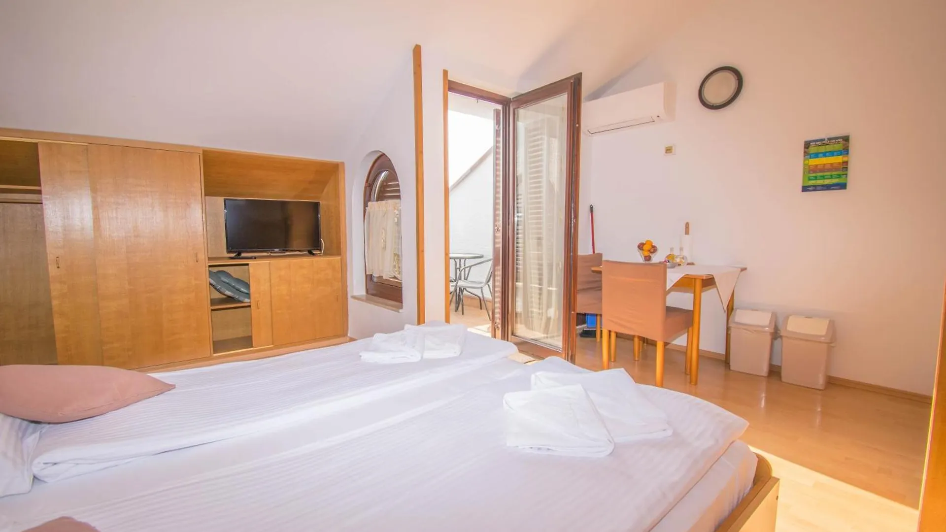 Apartments Punta & Vista In Krk Krk Town Chorwacja