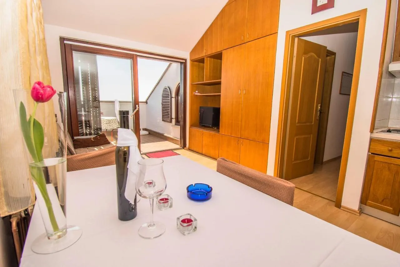 Apartments Punta & Vista In Krk Krk Town 0*,
