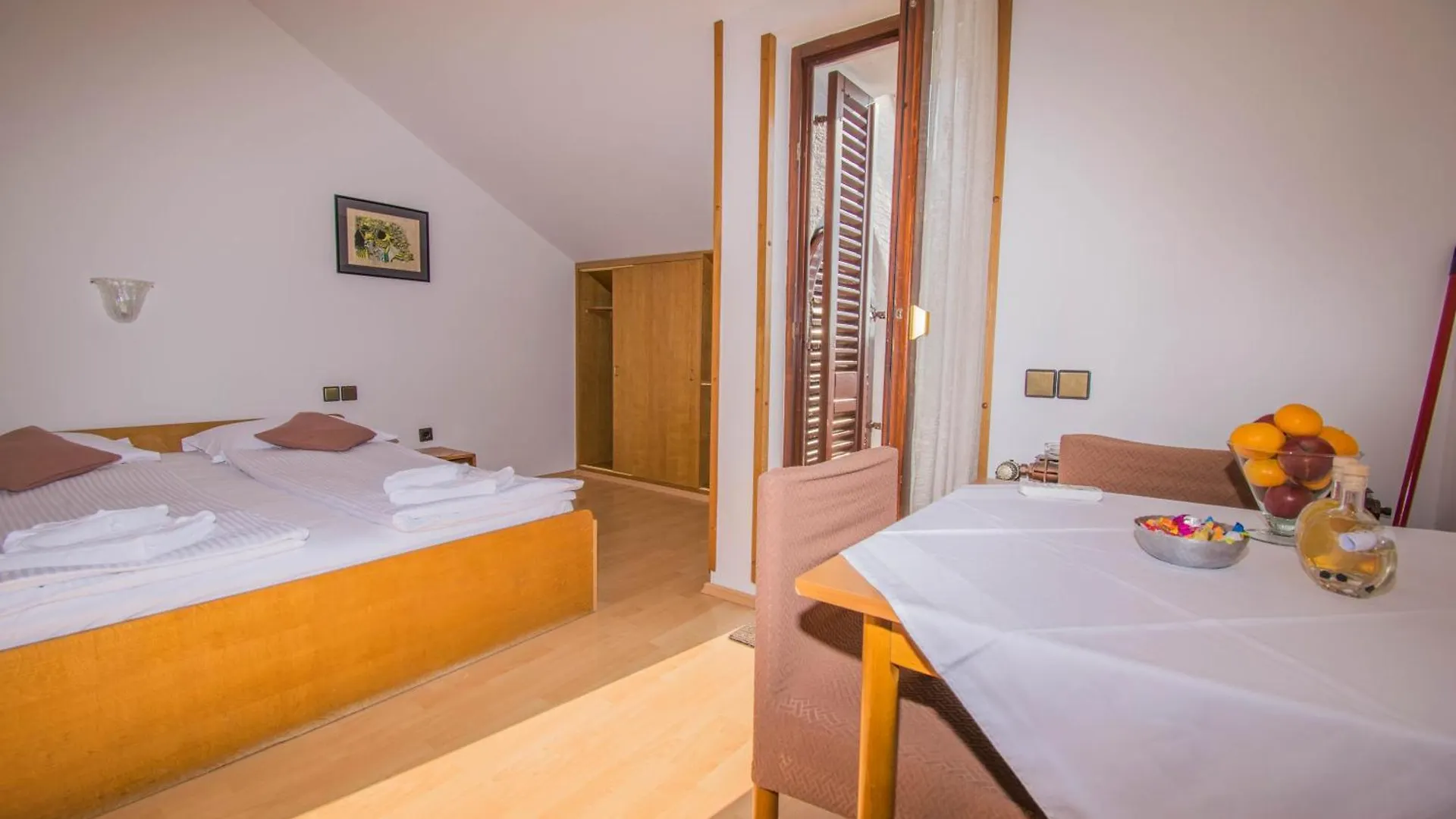 Apartments Punta & Vista In Krk Krk Town 0*,